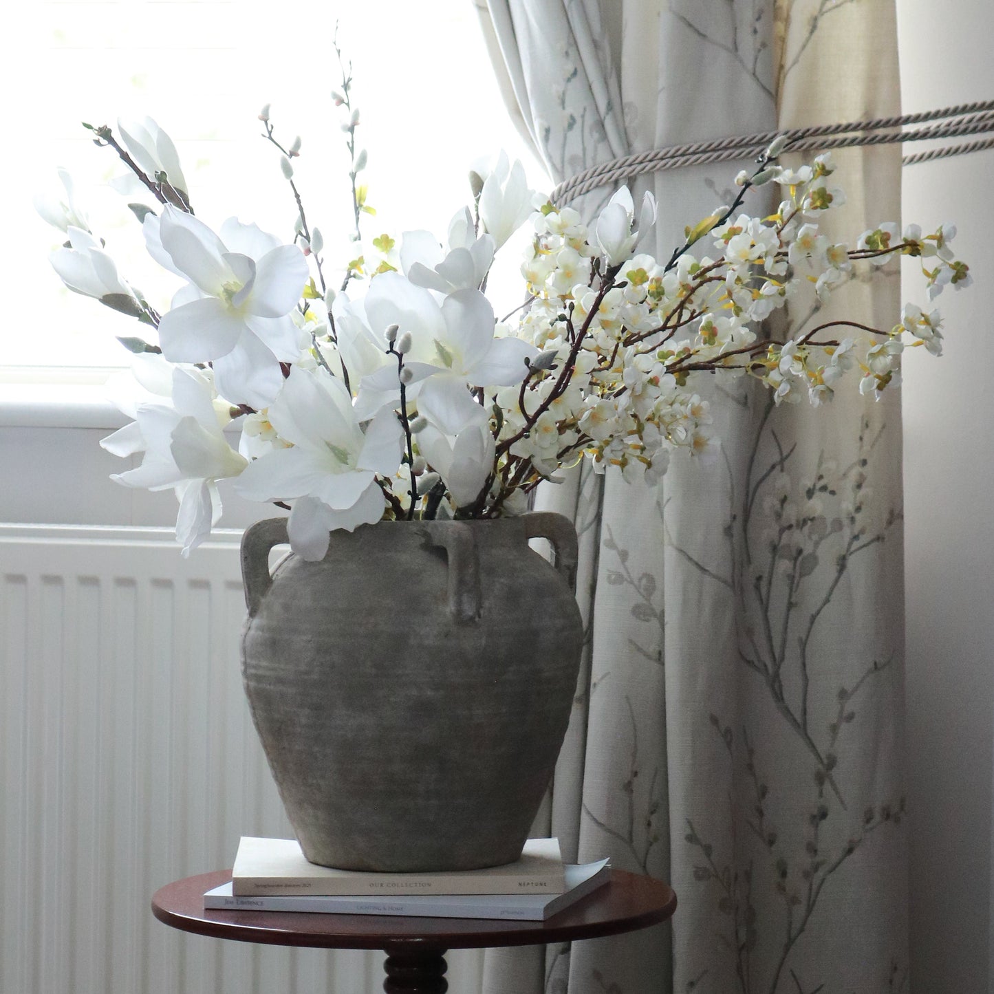 Rustic Vase Cream