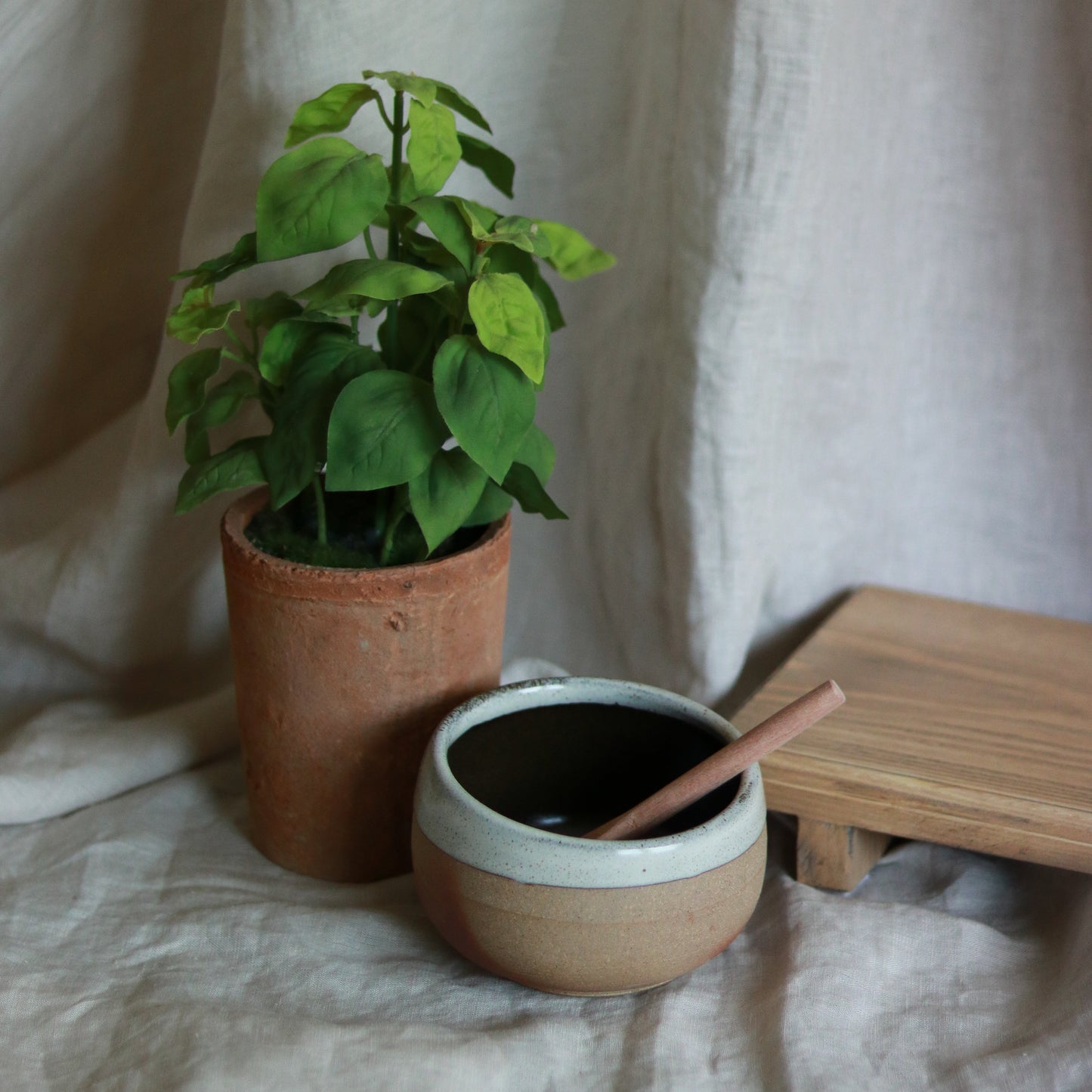 Stoneware Dip Bowl with Spoon